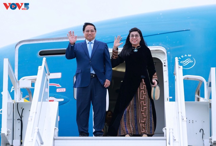 El primer ministro de Vietnam inicia visita oficial a Estonia - ảnh 1