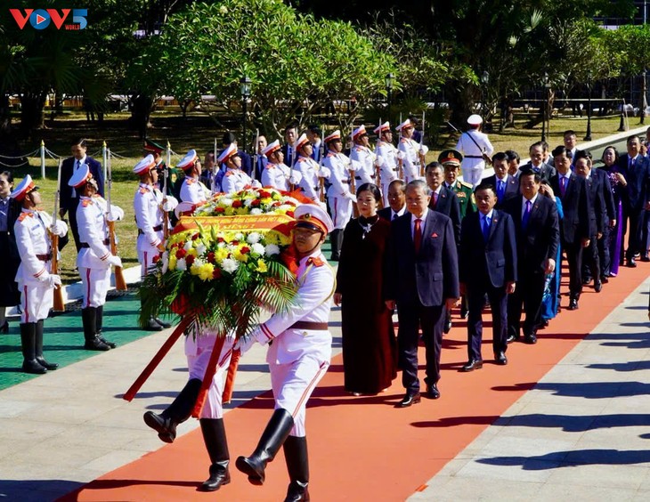 Líder vietnamita comienza agenda de su visita de Estado a Laos - ảnh 2