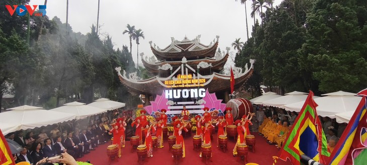 Inauguran el Festival de la Pagoda del Perfume: Hacia una gestión renovada de una peregrinación importante - ảnh 1