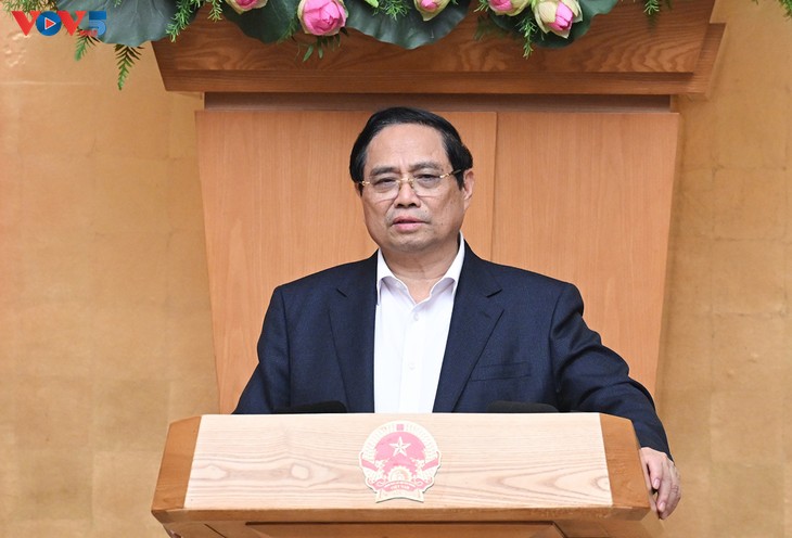 ស្រុះចិត្តគំនិតគ្នាអនុវត្តន៍ជាក់ស្តែងរាល់គោលដៅអភិវឌ្ឍន៍ - ảnh 1