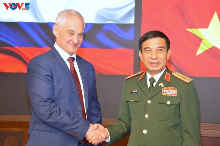 Renforcement de la coopération Vietnam-Russie en matière de défense - ảnh 1