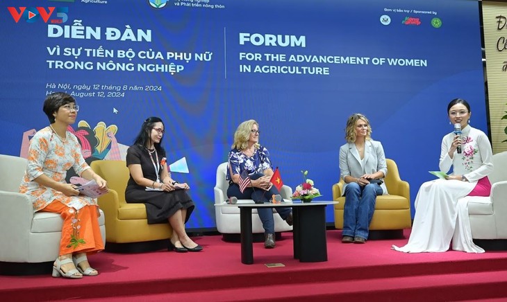 Vietnam: Un forum pour renforcer le rôle des femmes dans l’agriculture - ảnh 1