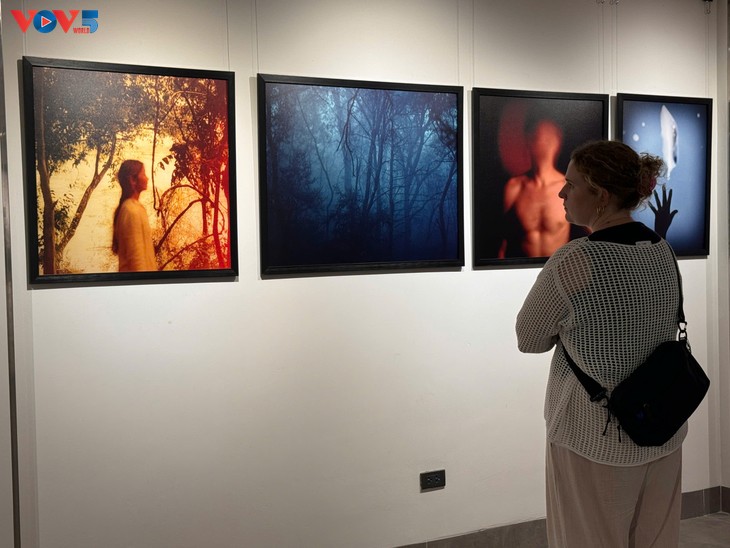 Jean-François Spricigo: Quand on est dans la sensualité, on invite  - ảnh 6