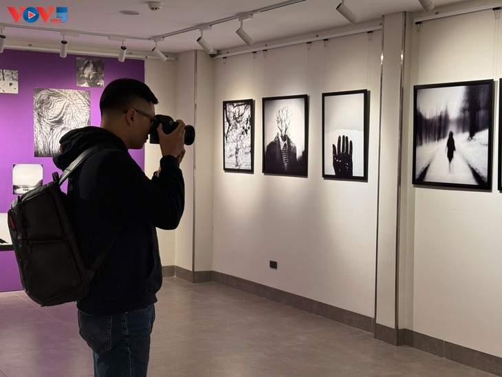 Jean-François Spricigo: Quand on est dans la sensualité, on invite  - ảnh 4