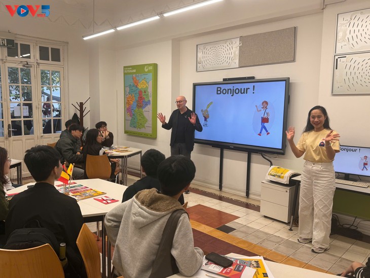 14ᵉ Journée européenne des langues: quand les langues rapprochent les cœurs et les esprits  - ảnh 2