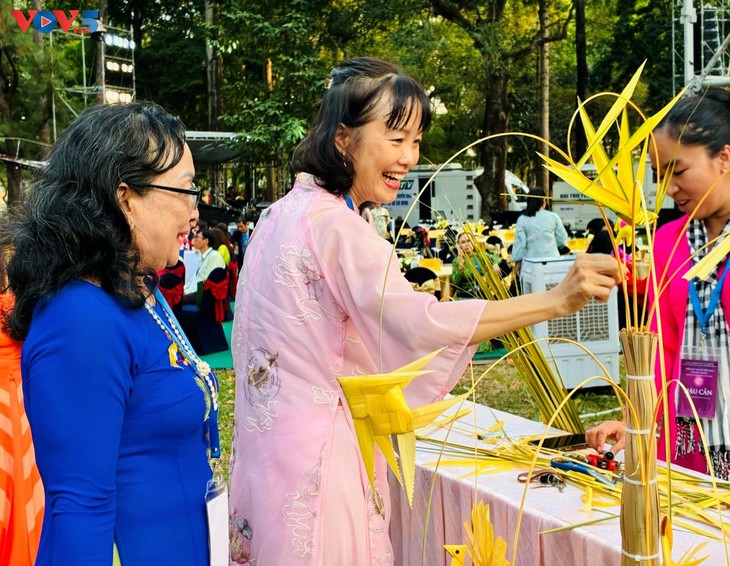 Hô Chi Minh-ville honore sa diaspora pour le Têt 2026 - ảnh 1