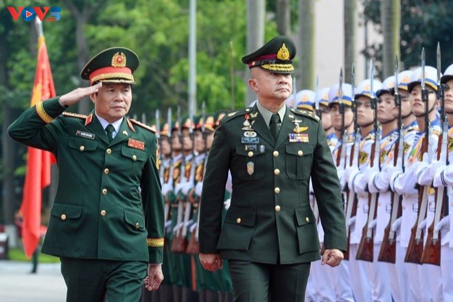 ความร่วมมือด้านกลาโหมเป็นหนึ่งในเสาหลักสำคัญของความสัมพันธ์ยุทธศาสตร์รอบด้านเวียดนาม - ไทย  - ảnh 1