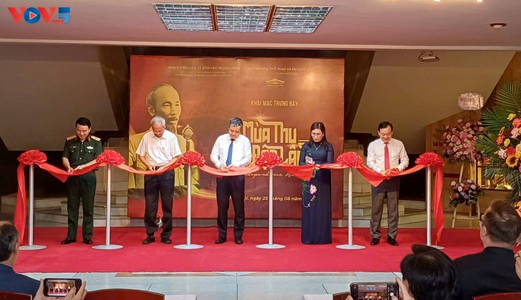 Khai mạc Trưng bày chuyên đề “Mùa Thu Độc lập” - ảnh 1