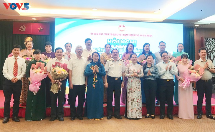 HCM City raises 3.2 million USD to plant more trees on Truong Sa islands - ảnh 1