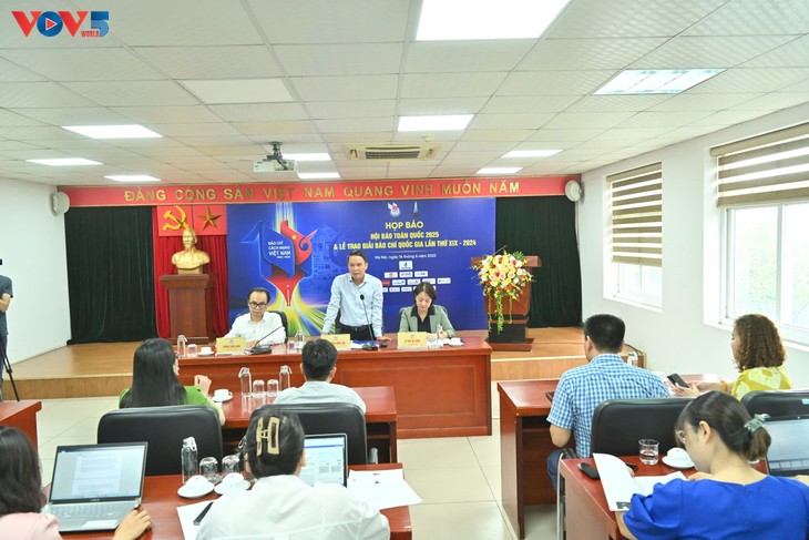 Họp báo về Hội báo toàn quốc 2025 và Lễ trao giải Báo chí Quốc gia lần thứ XIX năm 2024 - ảnh 1