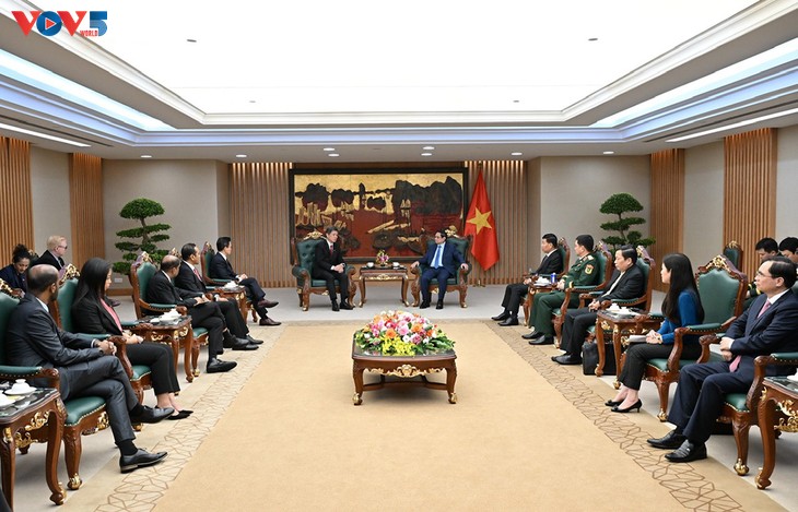 Việt Nam và Singapore trao đổi kinh nghiệm phát triển kinh tế-xã hội và các vấn đề khu vực, quốc tế - ảnh 2