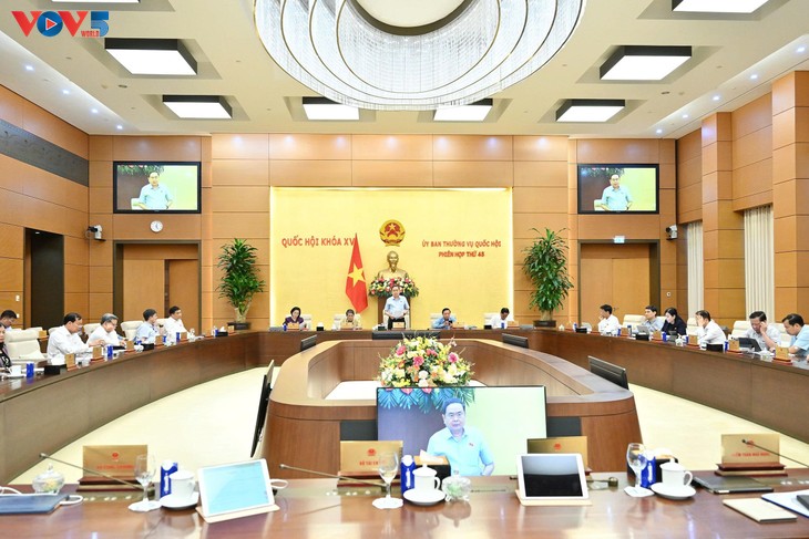 Chủ tịch Quốc hội chủ trì phiên bế mạc phiên họp Ủy ban thường vụ quốc hội - ảnh 1