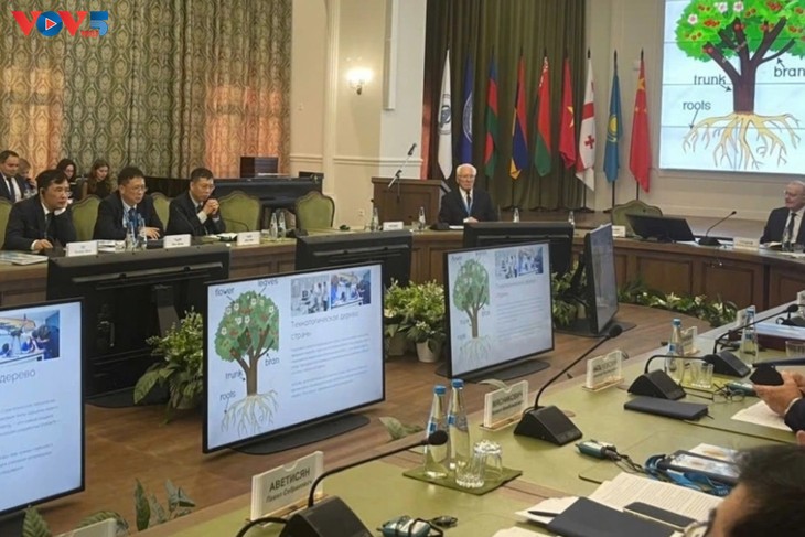 Việt Nam có thêm Viện sĩ Hàn lâm khoa học được nhận bằng Viện sĩ Liên hiệp các Viện Hàn lâm Khoa học thế giới - ảnh 1