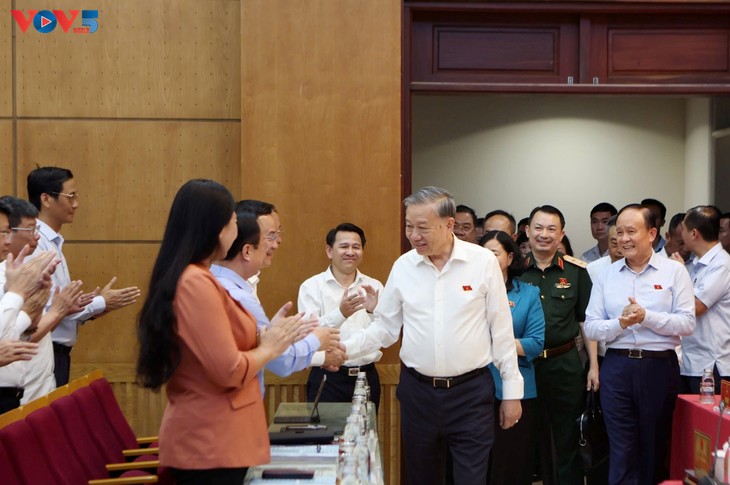 Tổng Bí thư Tô Lâm tiếp xúc cử tri Hà Nội trước Kỳ họp thứ 10, Quốc hội khoá XV - ảnh 1