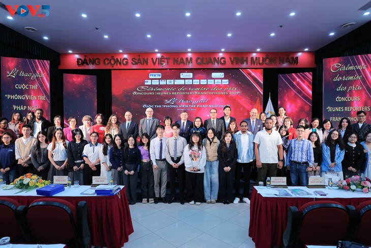 Sinh viên Đại học Ngoại thương giành giải nhất cuộc thi “Phóng viên trẻ Pháp ngữ 2025 - ảnh 1