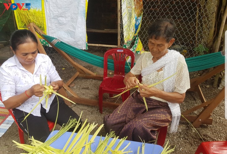 Bánh Kà tum, đặc sản truyền thống của dân tộc Khmer - ảnh 2