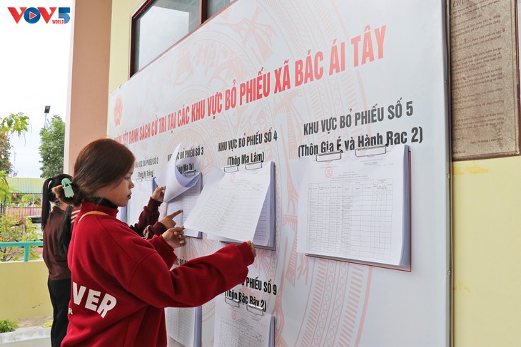 Khánh Hòa đưa ngày hội bầu cử đến từng gia đình đồng bào dân tộc thiểu số - ảnh 1