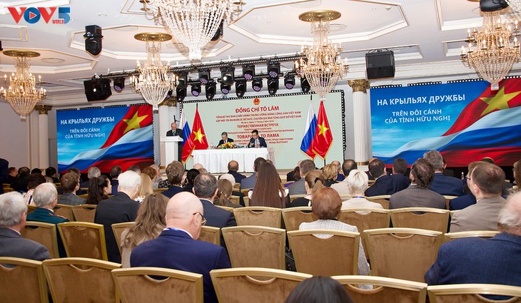 Генсек ЦК КПВ То Лам: Продолжение развития добрых отношений между двумя народами - ảnh 2