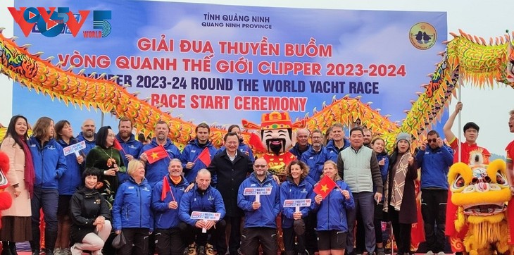 ក្រុម​ទូកក្តោង Clipper Race បន្តការ​ប្រណាំងថ្មីពី ​Ha Long - ảnh 2