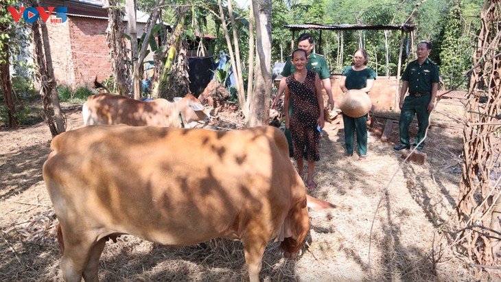 “សមរភូមិក្រោយ” យ៉ាងរឹងមាំនៅតំបន់ព្រំដែនភាគអាគ្នេយ៍ - ảnh 1