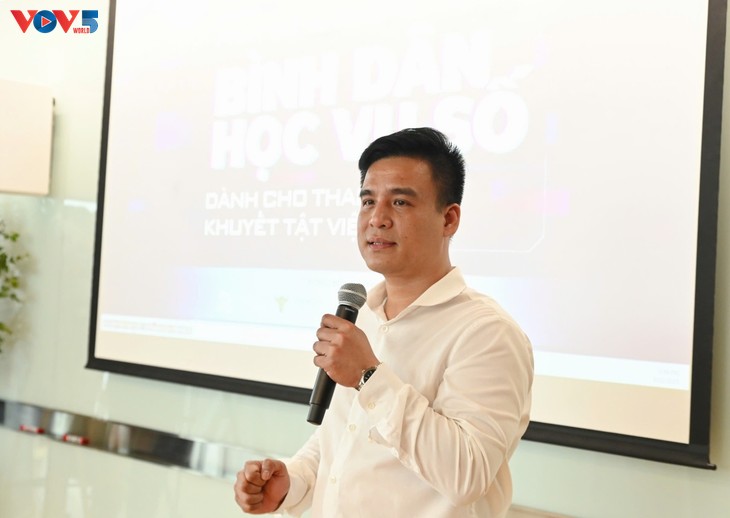 Phong trào bình dân học vụ số trong thanh niên khuyết tật - ảnh 2