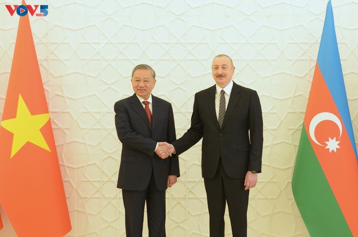 Tuyên bố chung về việc thiết lập quan hệ Đối tác Chiến lược giữa Việt Nam - Azerbaijan - ảnh 1