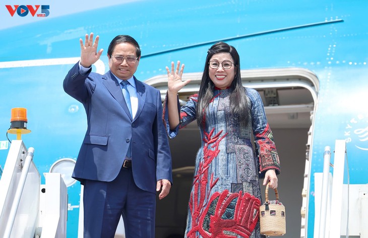 Thủ tướng Phạm Minh Chính về đến Hà Nội kết thúc chuyến công tác Malaysia và tham dự Hội nghị Cấp cao ASEAN lần thứ 46 - ảnh 1