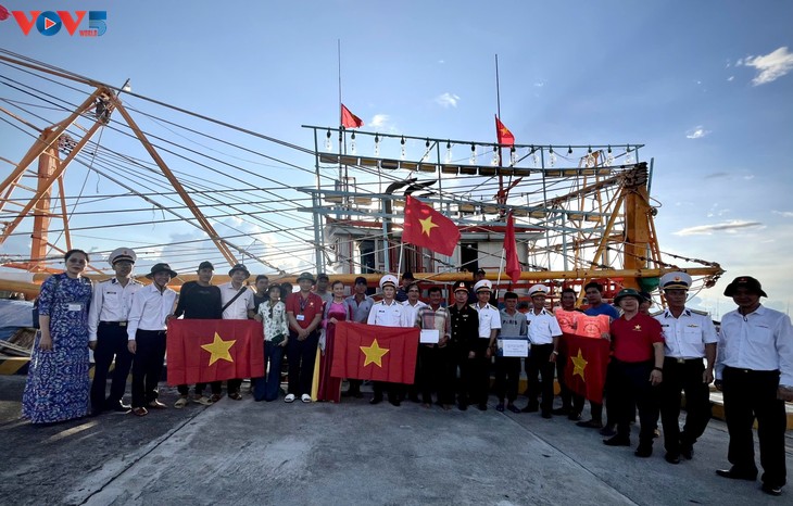 Trách nhiệm xã hội của doanh nhân Việt Nam với biển đảo Tổ quốc - ảnh 3