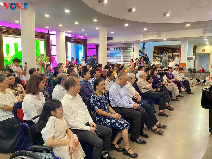 “50 năm sức mạnh Việt Nam“: Những khoảnh khắc tự hào qua ống kính nhiếp ảnh gia Nguyễn Á - ảnh 4