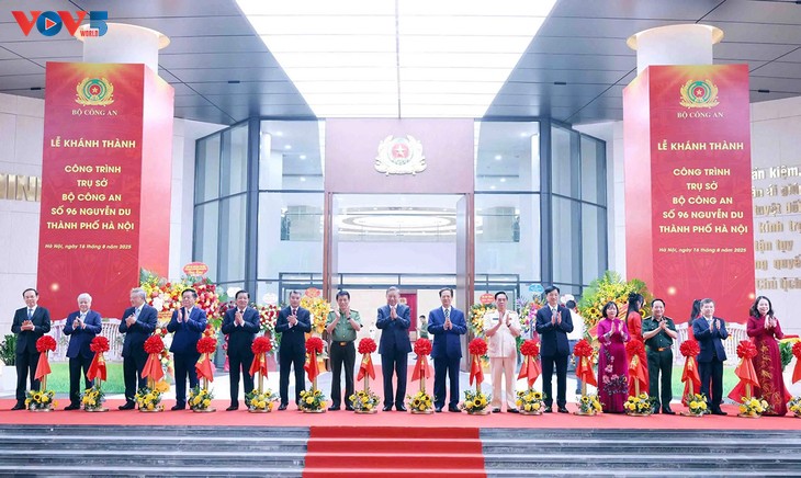 Tổng Bí thư Tô Lâm gặp mặt cán bộ Công an lão thành qua các thời kỳ - ảnh 2