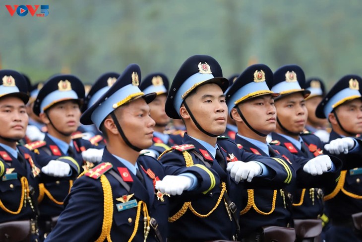 Dấu ấn bản lĩnh và sức mạnh của Quân đội, Công an trong ngày hội lớn - ảnh 2