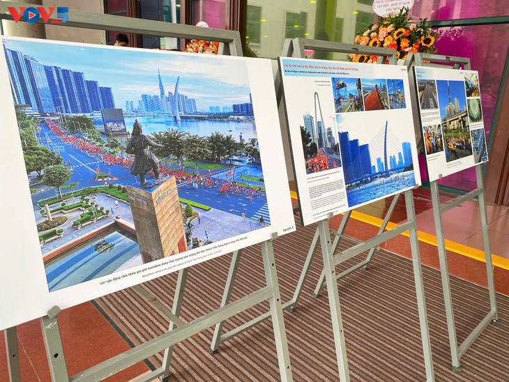 Nghệ sĩ nhiếp ảnh Nguyễn Á và cuốn sách ảnh kể chuyện về Thành phố Hồ Chí Minh sau nửa thế kỷ - ảnh 5