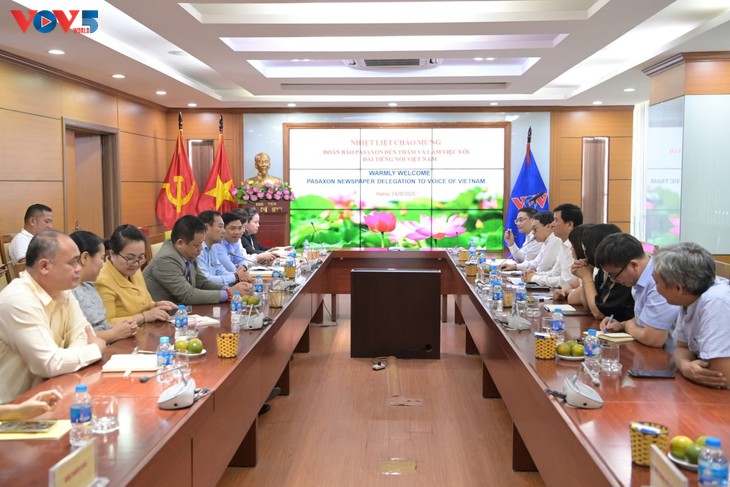 VOV sẵn sàng hỗ trợ và tăng cường hợp tác với các cơ quan báo chí của Lào - ảnh 4