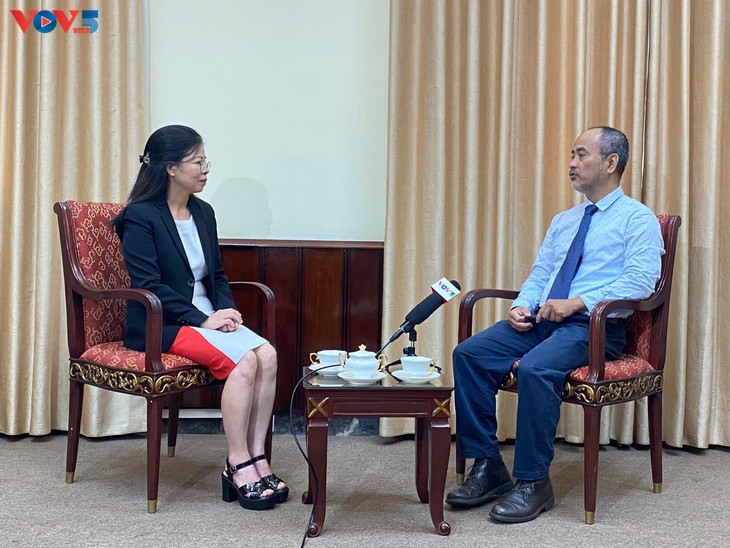 Phát huy vai trò kiều bào trong bối cảnh Việt Nam đặt mục tiêu trở thành quốc gia phát triển - ảnh 4