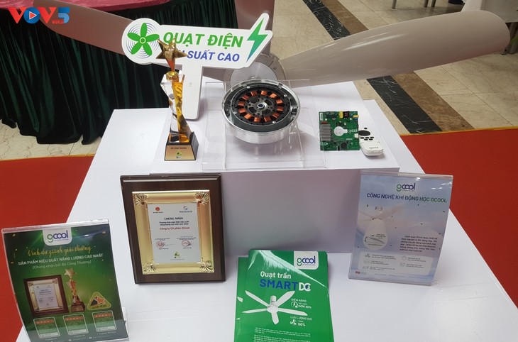 Hà Nội trao danh hiệu cơ sở, công trình sử dụng năng lượng xanh - ảnh 2