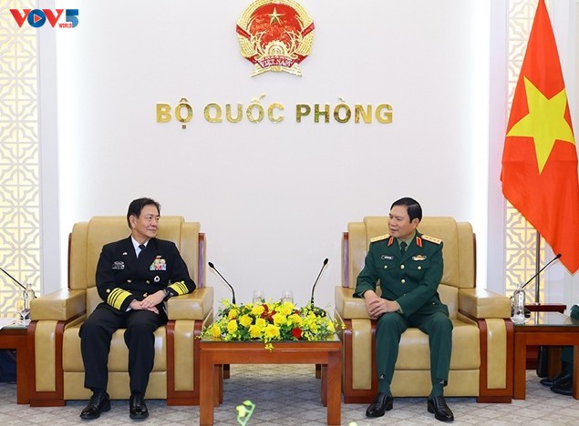 Tăng cường hợp tác giữa Quân chủng Hải quân Việt Nam và Lực lượng Tự vệ trên biển Nhật Bản - ảnh 1