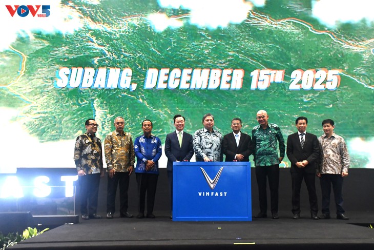 VinFast khánh thành nhà máy ô tô điện tại Indonesia - ảnh 2