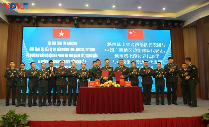 Tăng cường công tác phối hợp quản lý biên giới, cửa khẩu, đấu tranh phòng chống tội phạm - ảnh 2