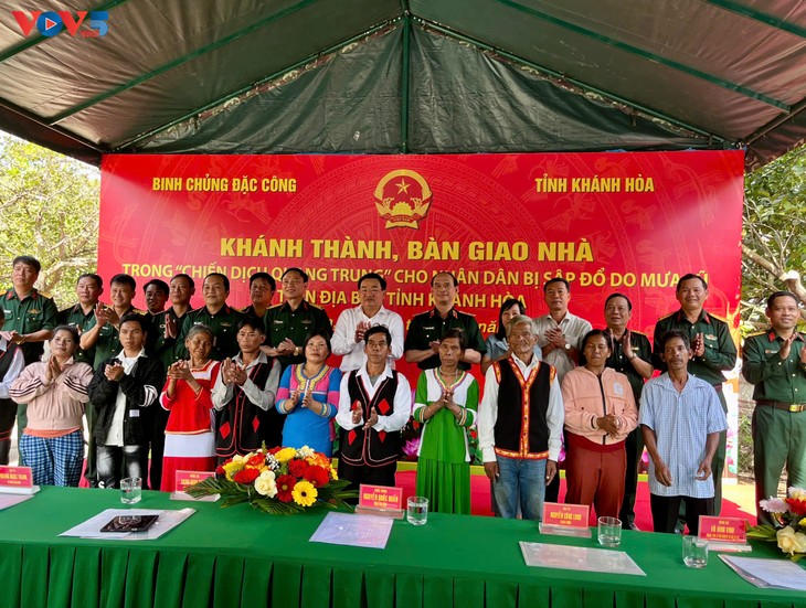 Từ “Chiến dịch Quang Trung”, những căn nhà miền Trung hồi sinh từ rốn lũ - ảnh 1