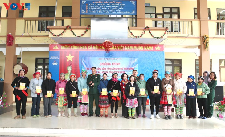 Chương trình “Phụ nữ Đặc công đồng hành cùng phụ nữ biên cương“: Lan tỏa yêu thương nơi vùng cao - ảnh 5