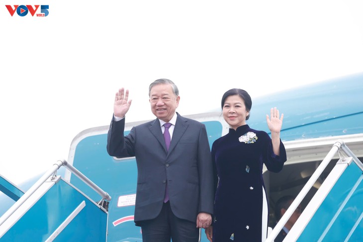 เลขาธิการใหญ่พรรค โตเลิม เริ่มการเยือนลาวอย่างเป็นทางการ - ảnh 1