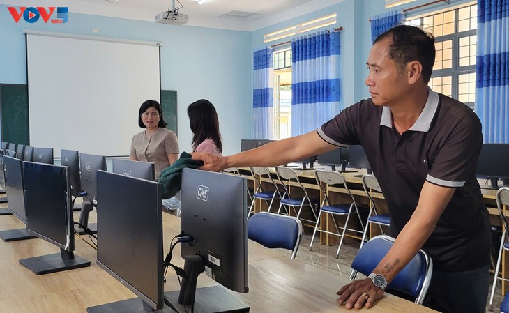 Disadvantaged areas prepared for new school year - ảnh 4