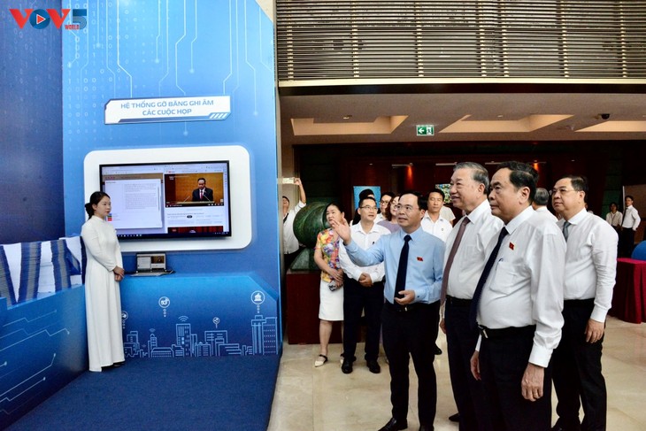 National Assembly hosts Digital Literacy, E-Parliament Symposium - ảnh 3