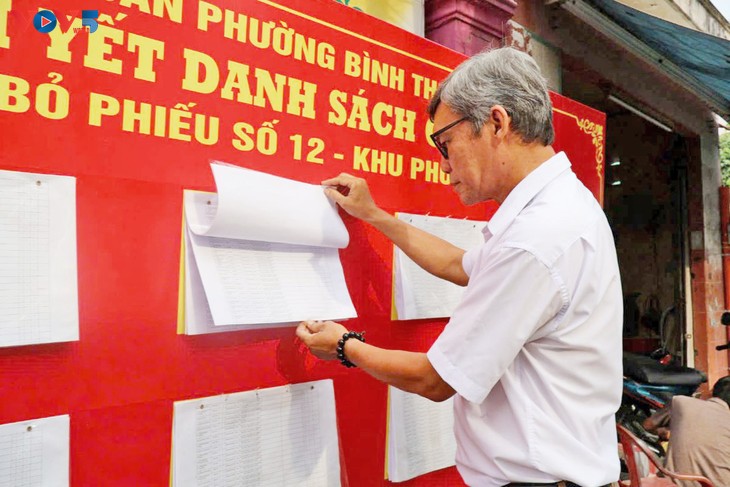 Residential areas in Ho Chi Minh City ready for Election Day - ảnh 2