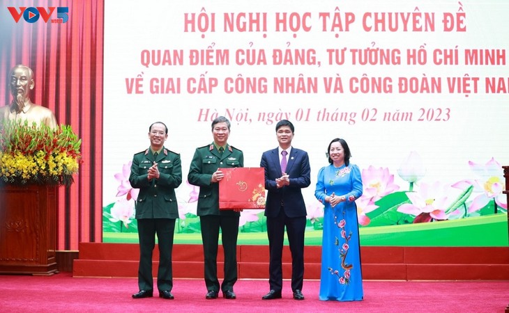 Nâng tầm chất lượng công nhân lao động qua tư tưởng Hồ Chí Minh về giai cấp công nhân và Công đoàn Việt Nam - ảnh 1