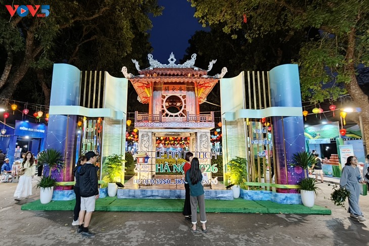 2026 하노이 관광 축제, 다채로운 변화로 눈길을 사로잡다 - ảnh 1