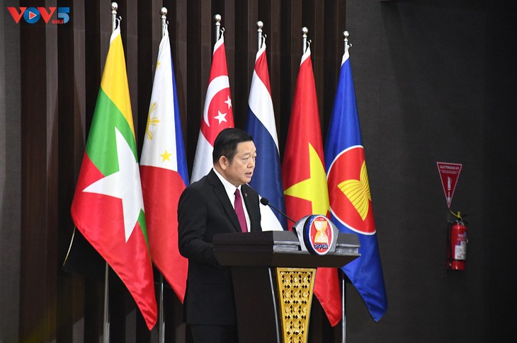 Celebran el 58.º aniversario de la fundación de la ASEAN - ảnh 1