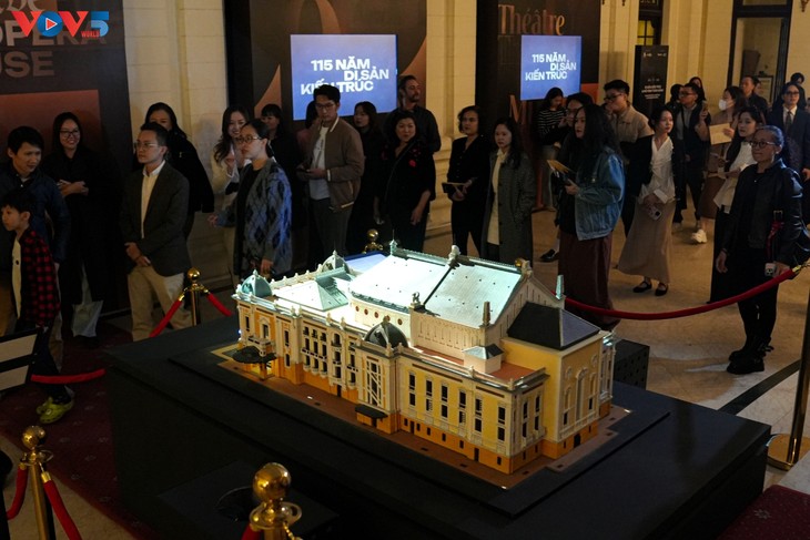 Teatro de la Ópera de Hanói: cuando el patrimonio cobra vida con luz y tecnología - ảnh 3