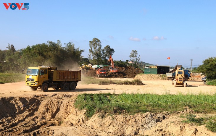 Vietnam acelera construcción de las obras estratégicas para consolidar el crecimiento - ảnh 3