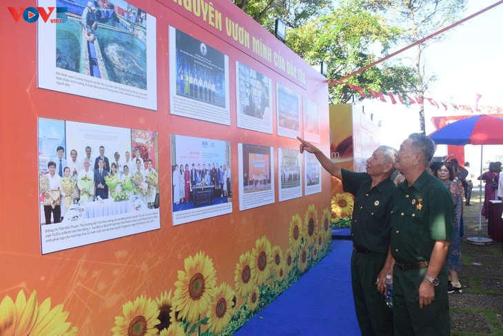 กิจกรรมฉลองครบรอบ 80 ปีการปฏิวัติเดือนสิงหาคมและวันชาติ 2 กันยายน - ảnh 1